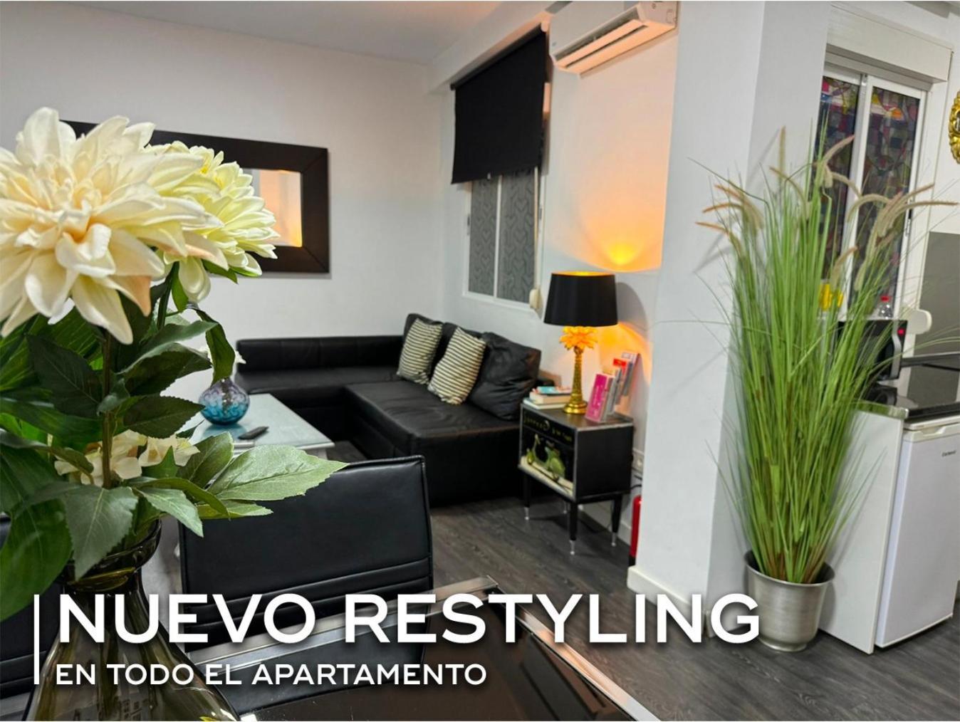A 20 Pasos Del Museo Picasso Appartement Málaga Buitenkant foto